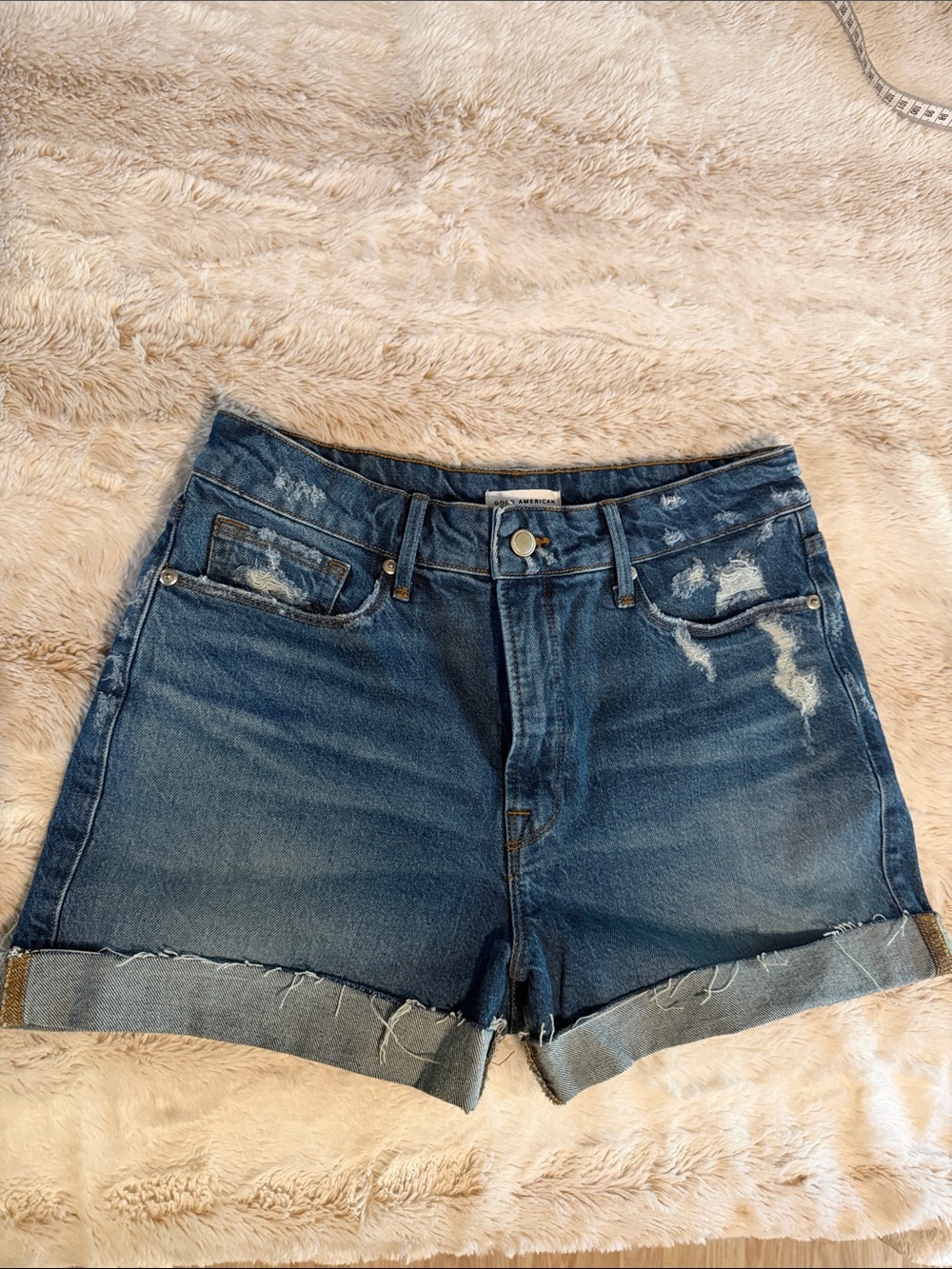 GOOD AMERICAN Distressed Rolled Hem Jean Shorts - Blue